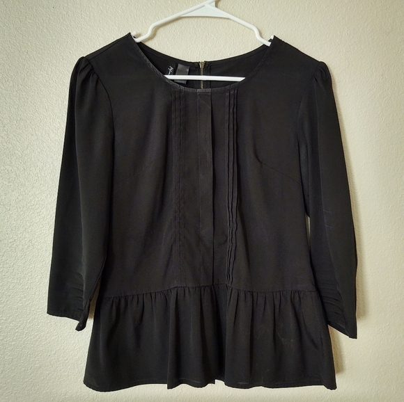 BLACK Peplum Boutique Blouse Size Small - Picture 1 of 5